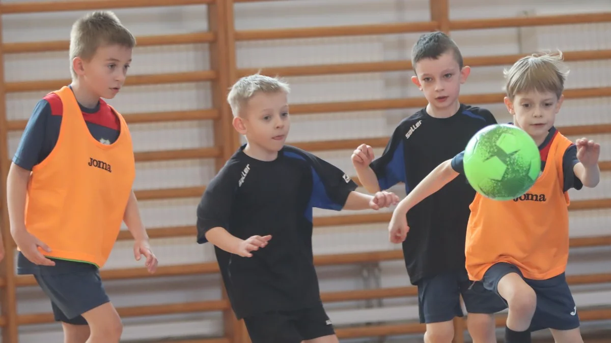 Bez wyników, za to z radością z gry. Turniej Sarnovia Cup [ZDJĘCIA] - Zdjęcie główne