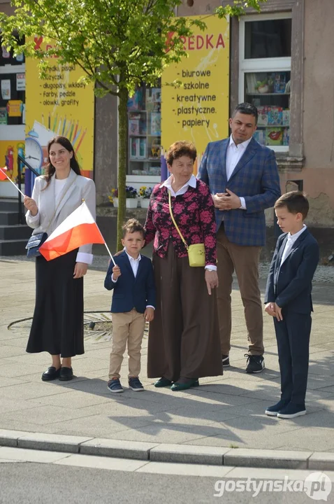 Obchody 234. rocznicy uchwalenia Konstytucji 3 Maja i festyn PRL w Krobi