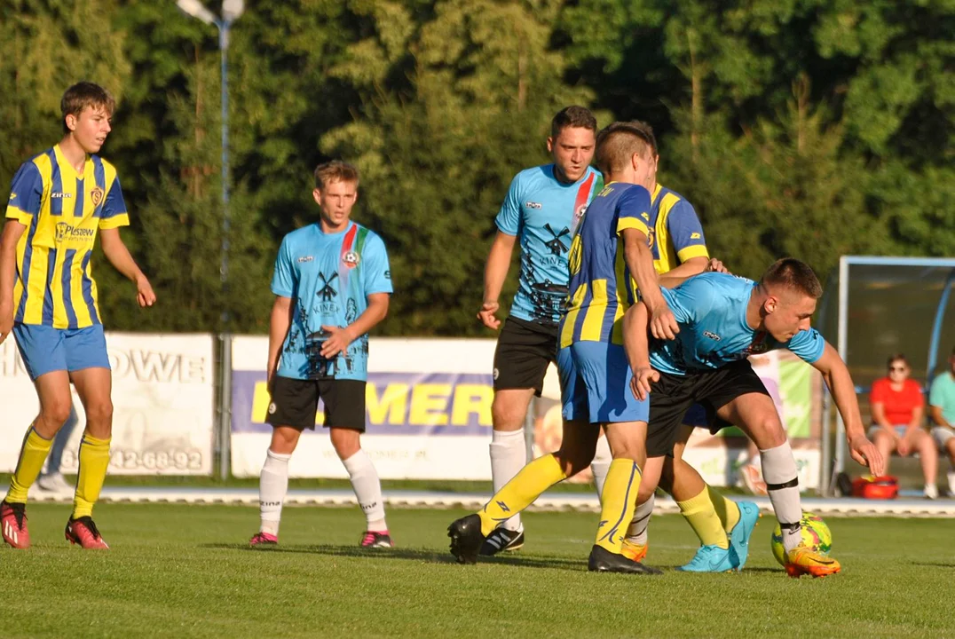 Pucharowe derby dla Lasu Kuczków - Zdjęcie główne