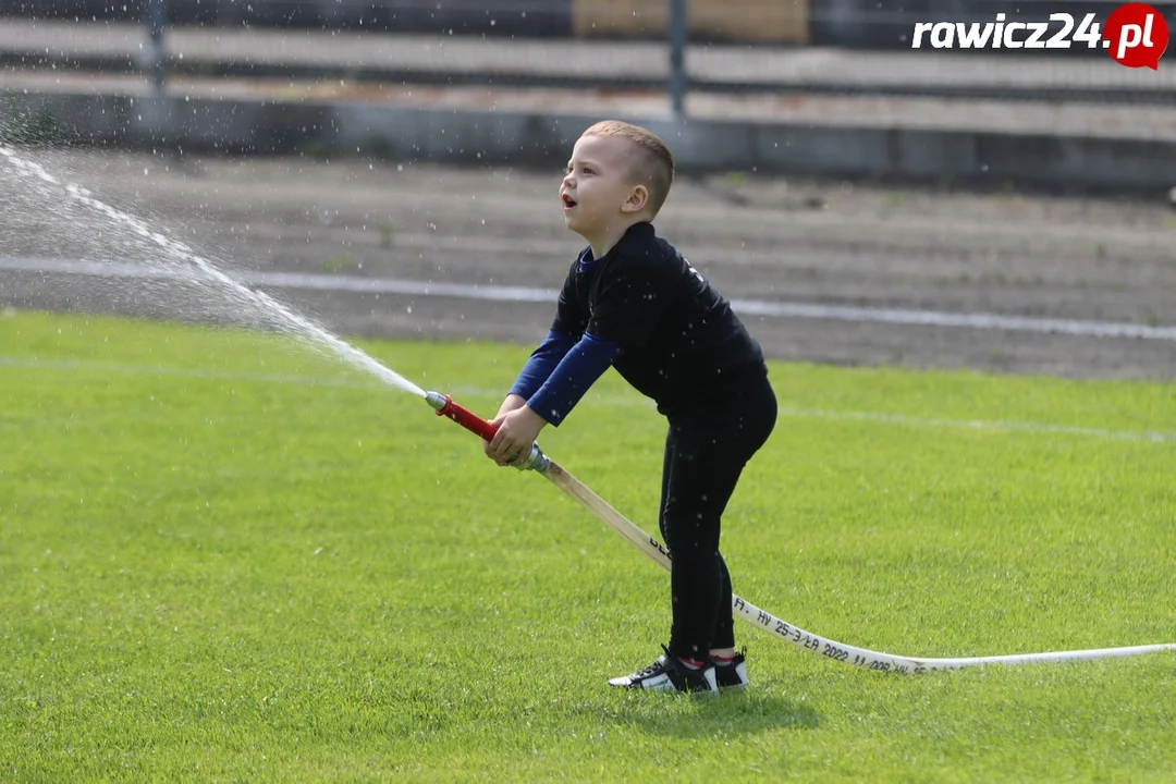 Dziecięce Drużyny Pożarnicze na zawodach w Miejskiej GórceDziecięce Drużyny Pożarnicze na zawodach w Miejskiej Górce