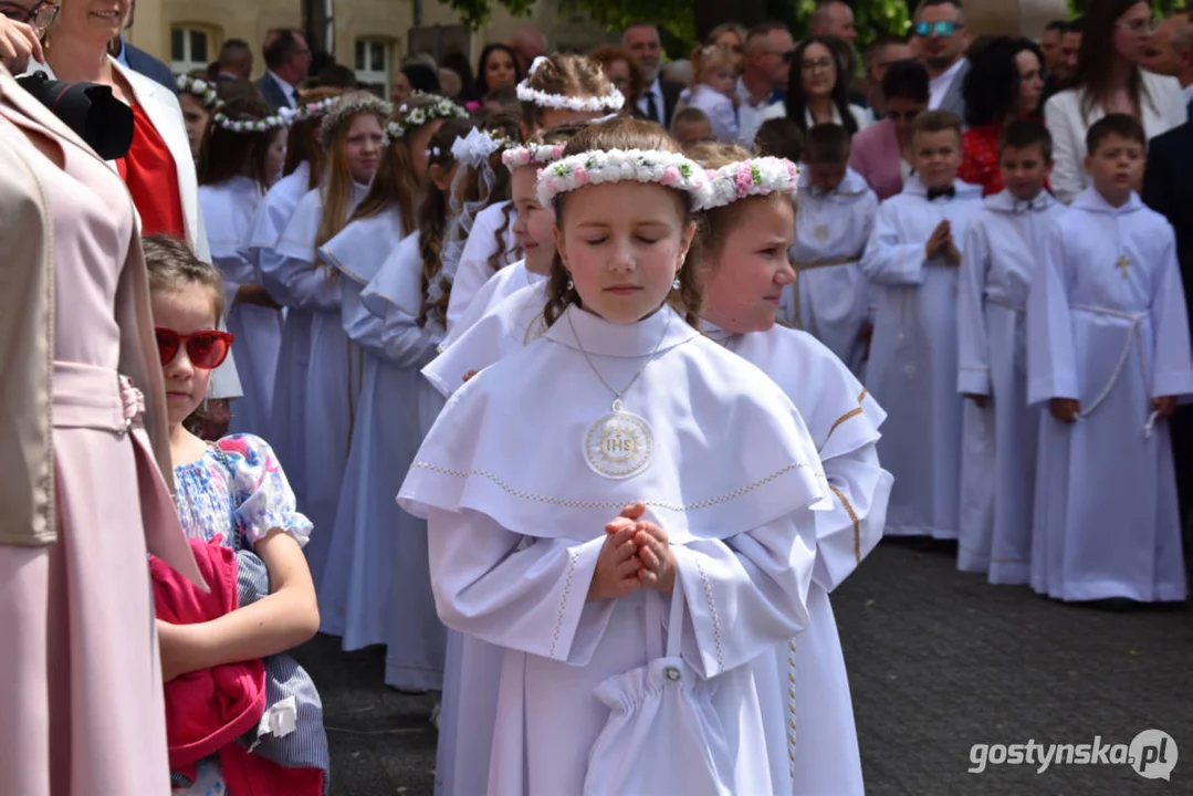 Uroczystość Pierwszej Komunii Świętej w parafii farnej w Gostyniu