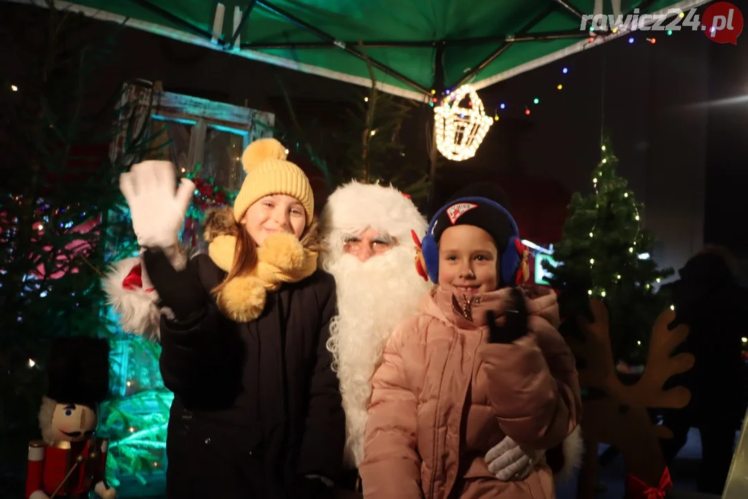 Spotkanie ze Świętym Mikołajem na Rawickim Jarmarku Bożonarodzeniowym