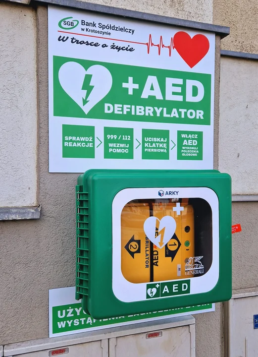 Defibrylator AED w Zdunach