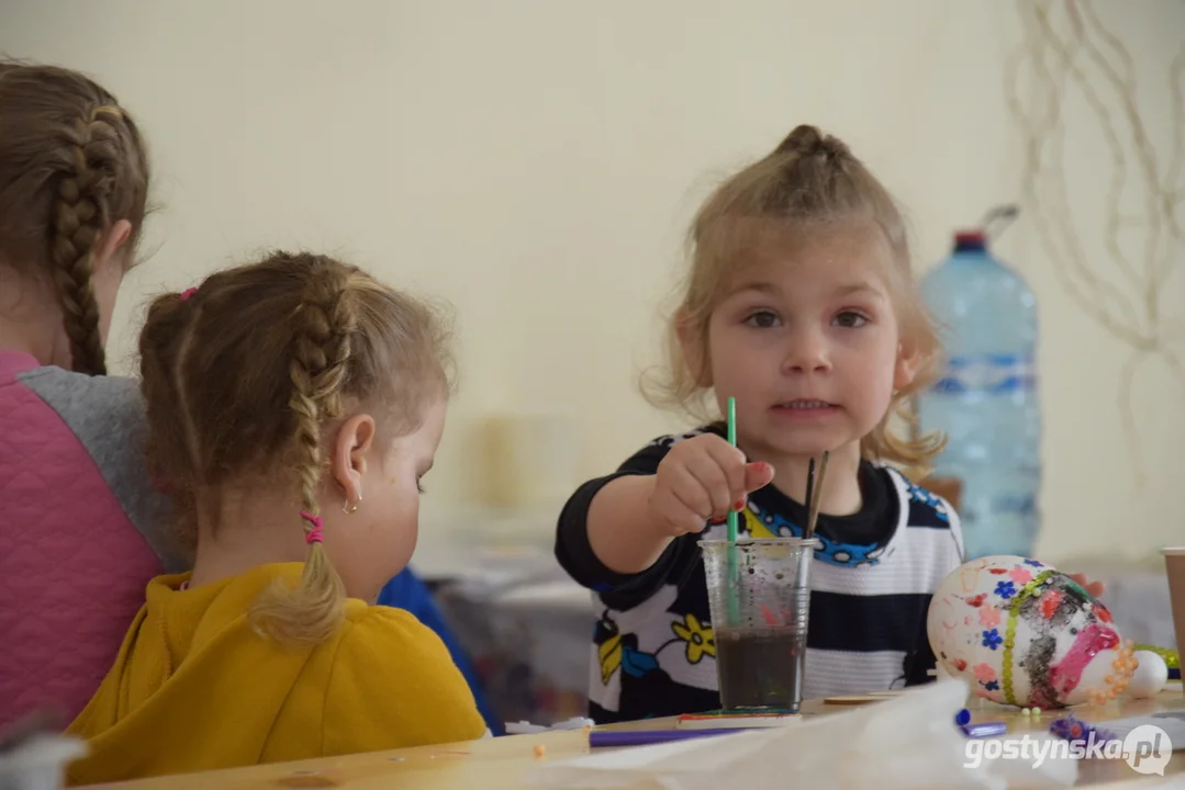 Rękodzielniczy kiermasz wielkanocny w Łęce Wielkiej