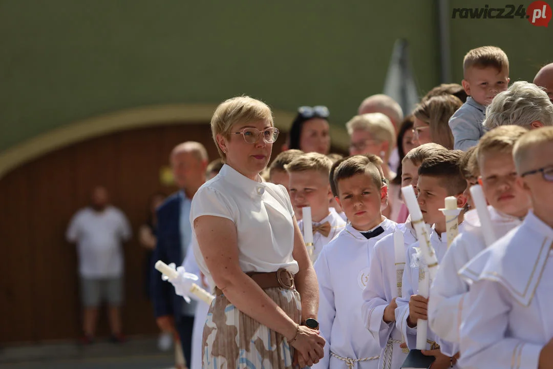 Pierwsza Komunia Święta w "białym" kościele