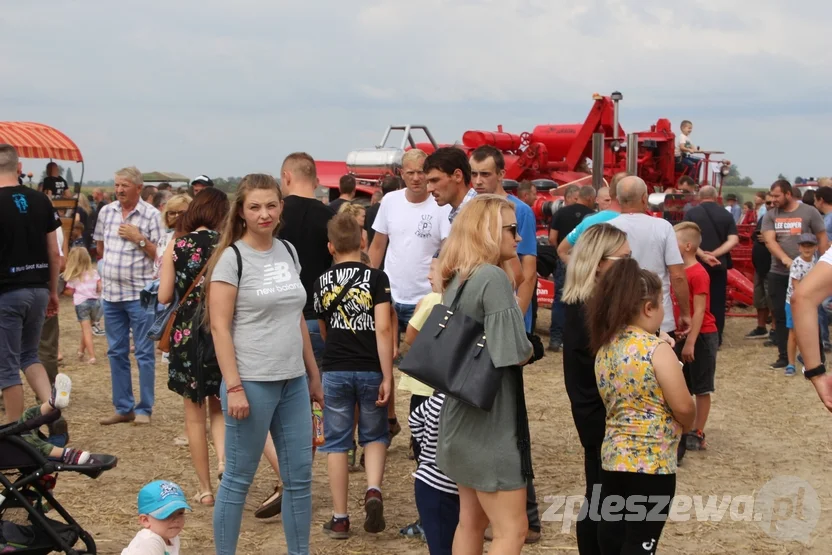 Zlot starych ciągników  wKucharach