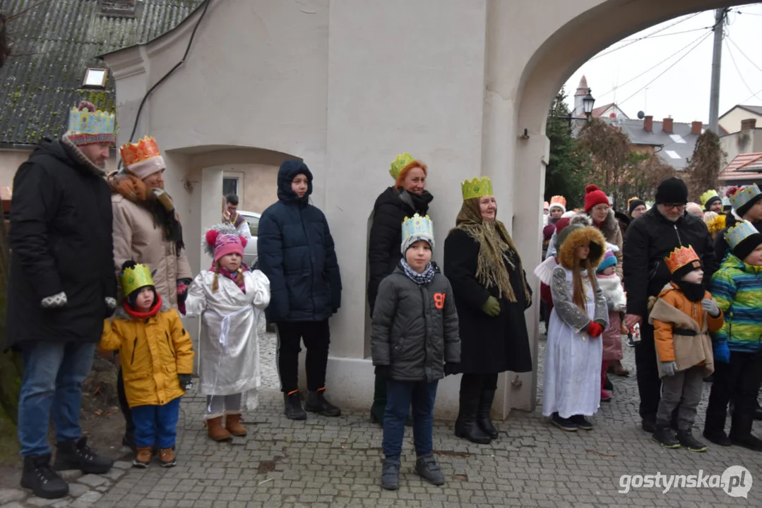 "W jasełkach leży" - Orszak Trzech Króli na ulicach Gostynia