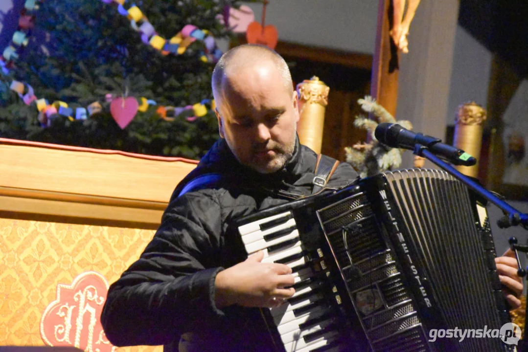 Koncert kolęd - zespół Tryptyk w Piaskach Wlkp.