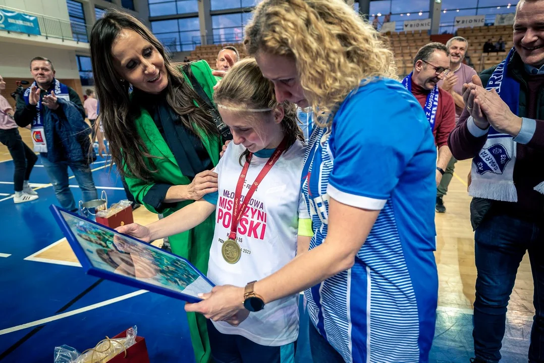 Młodzieżowe Mistrzostwa Polski w futsalu U-15 w Poznaniu. Zwycięstwo Sparty Miejska Górka