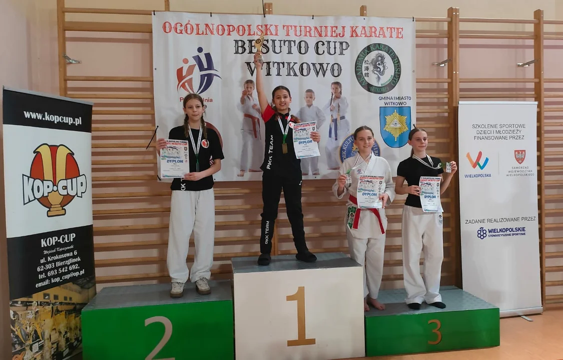 Medalowe Besuto Cup. Pleszewcy karatecy czternaście razy na podium