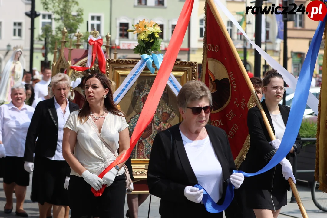 Rawicz. Procesja w Boże Ciało ulicami miasta (2023)