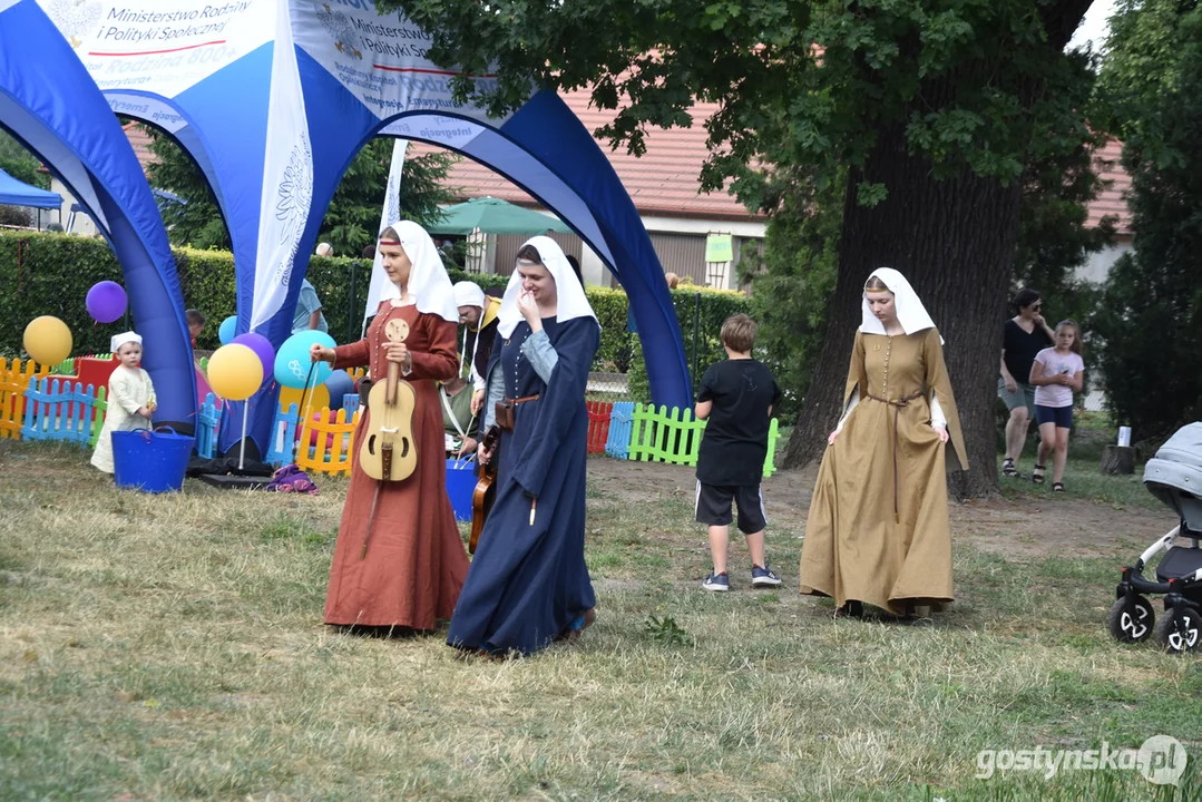 Dzień z Małgorzatą - Jarmark Średniowieczny w gostyńskiej farze