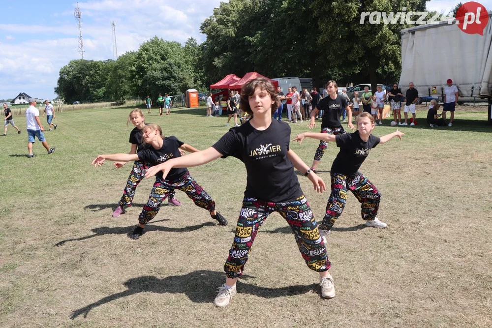 Charytatywny piknik sportowy w Szkaradowie