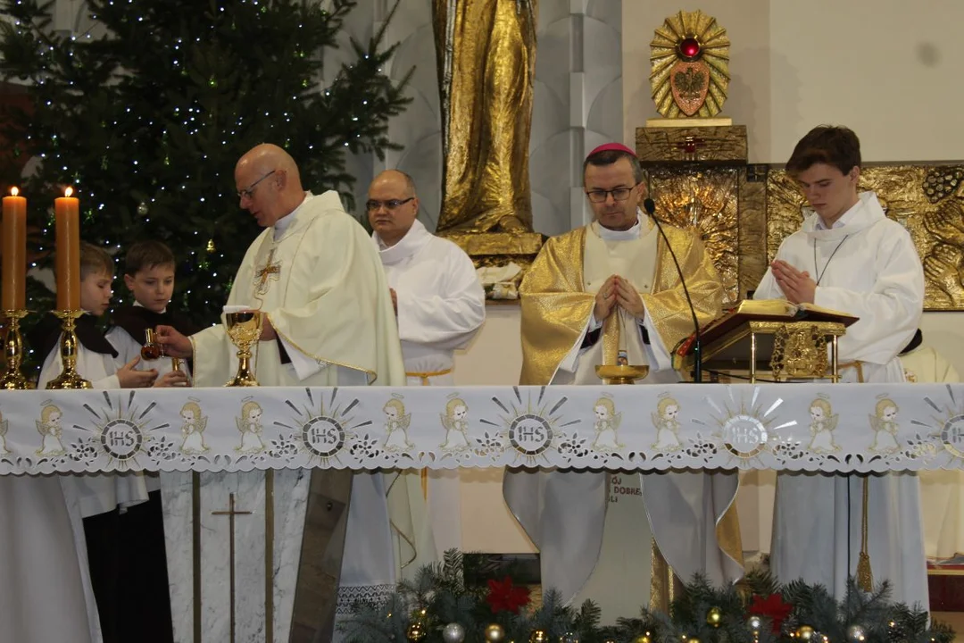 Franciszkanie w Jarocinie rozpoczęli świętowanie 90-lecia z biskupem kaliskim