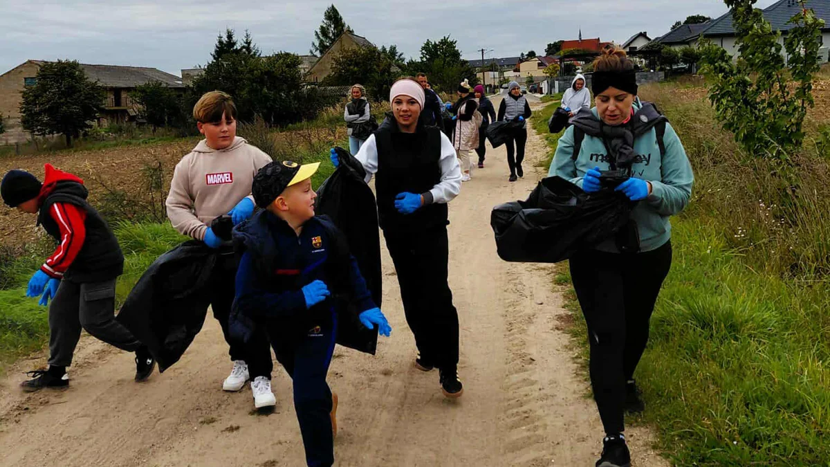 Wolontariusze sprzątali w gminie Gostyń w ramach akcji "Sprzątanie Świata"