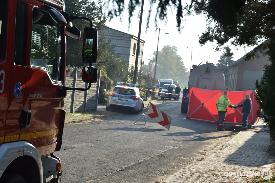 Wypadek śmiertelny w Żytowiecku. Mężczyzna przejechany przez ciągnik