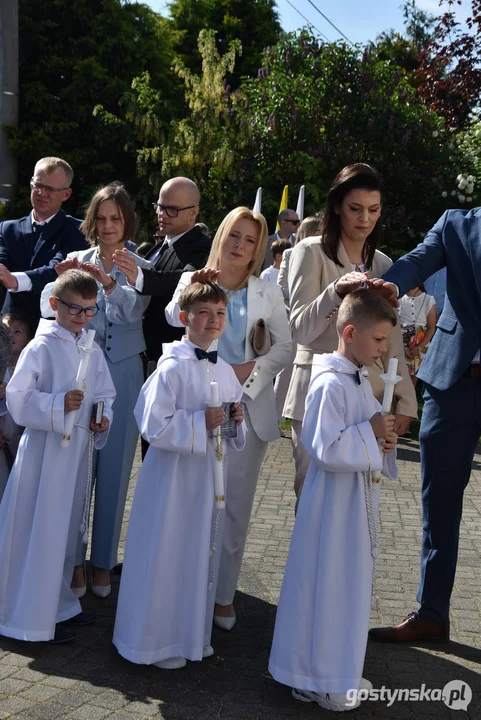 Sakrament I Komunii Świętej w parafii w Pogorzeli