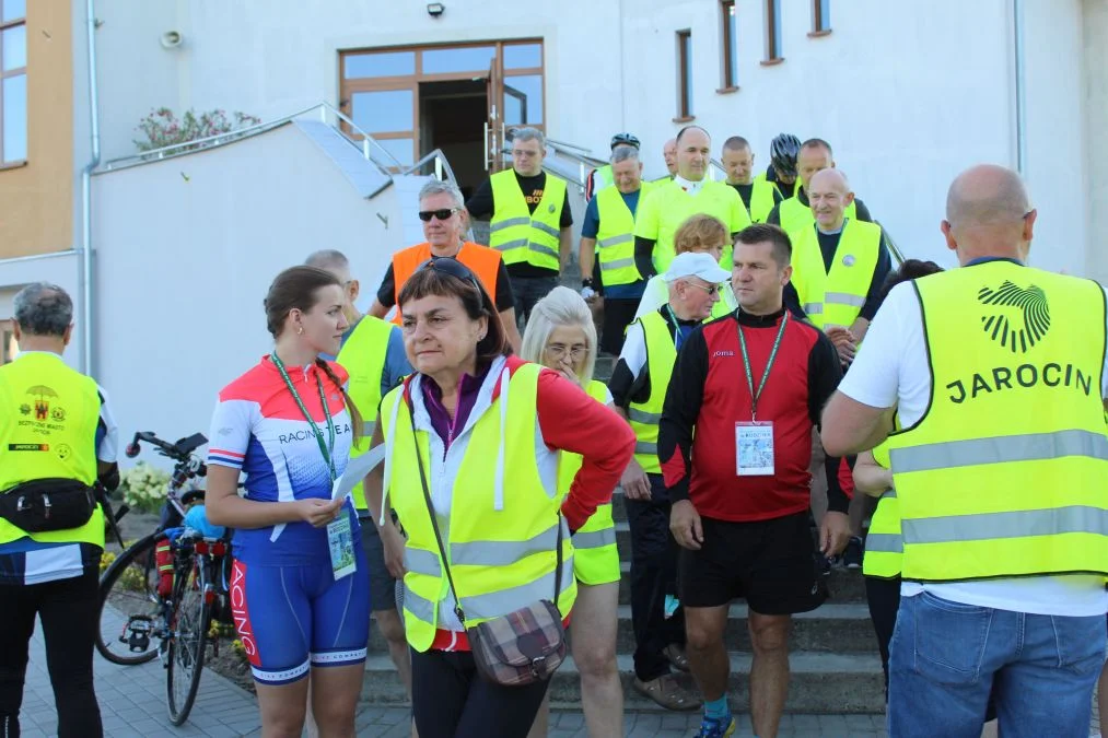 Rowerzyści z Jarocina wyruszyli w drogę na Jasną Górę