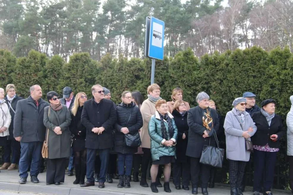 Otwarcie i nadanie imienia rondu w Zalesiu