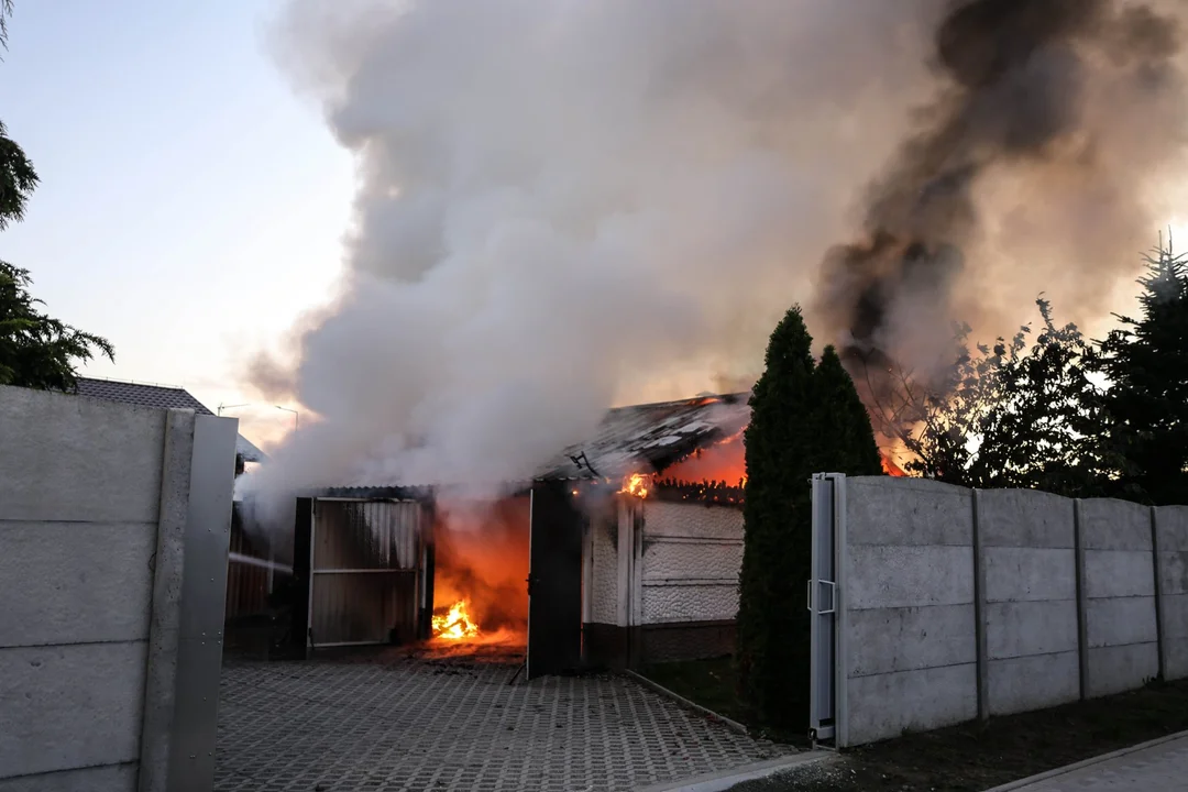 Pożar garażu w Starym Kobylinie