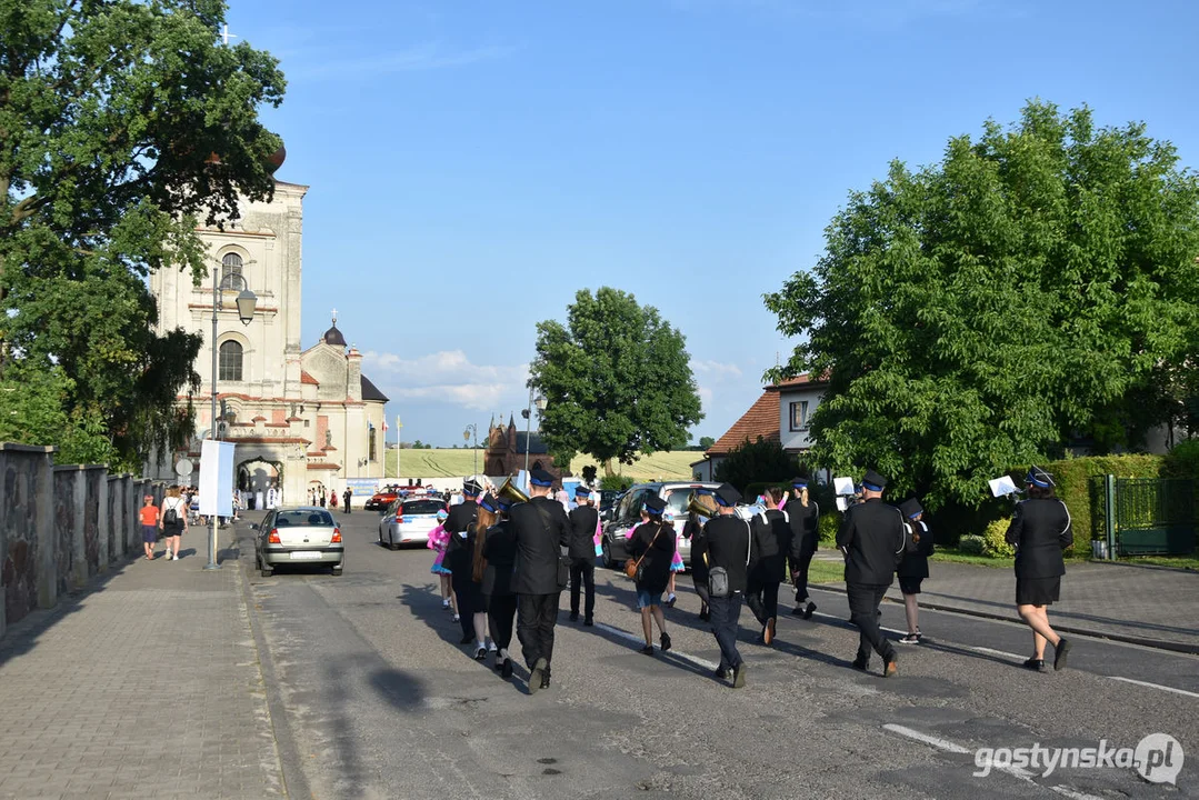 XXI Pielgrzymka Służb Mundurowych do sanktuarium maryjnego na Zdzieżu w Borku  Wlkp.