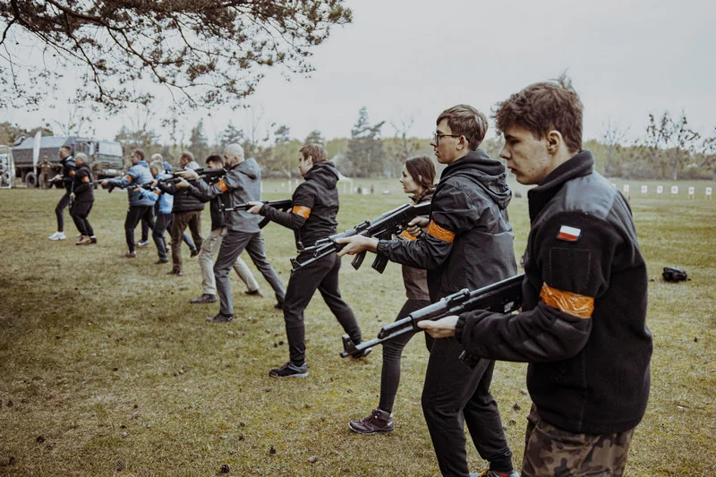 "Trenuj z wojskiem" na strzelnicy w Biedrusku