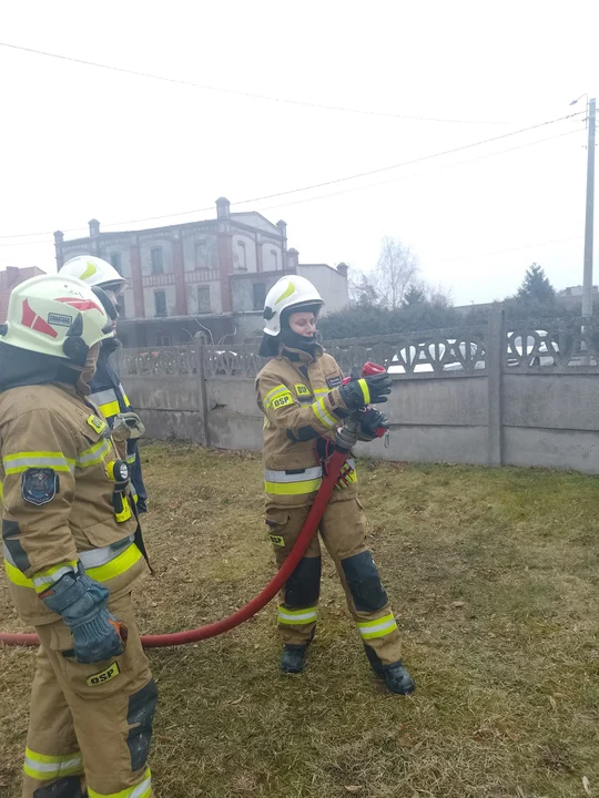 Ćwiczenia strażaków w remizie OSP Gołuchów