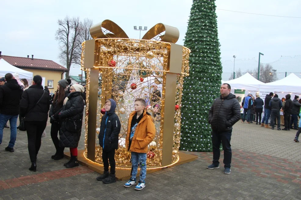 Jarmark bożonarodzeniowy i finał konkursu "Wilekopolskie smaki wigilijne w Choczu"