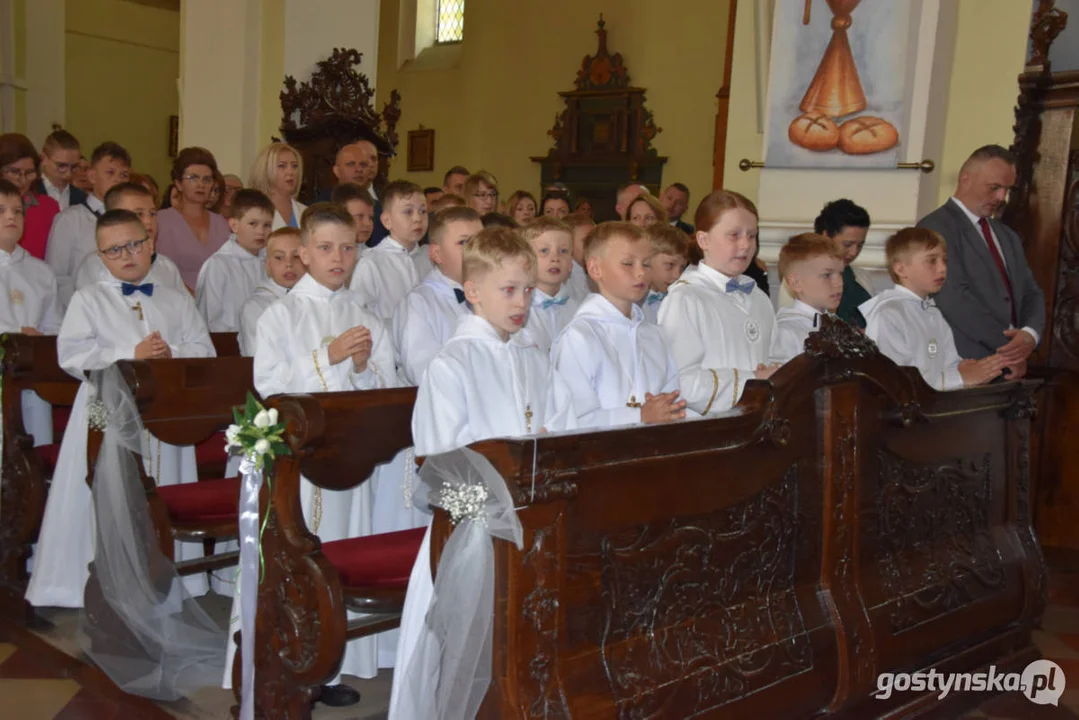 Uroczystość Pierwszej Komunii Świętej w parafii farnej w Gostyniu