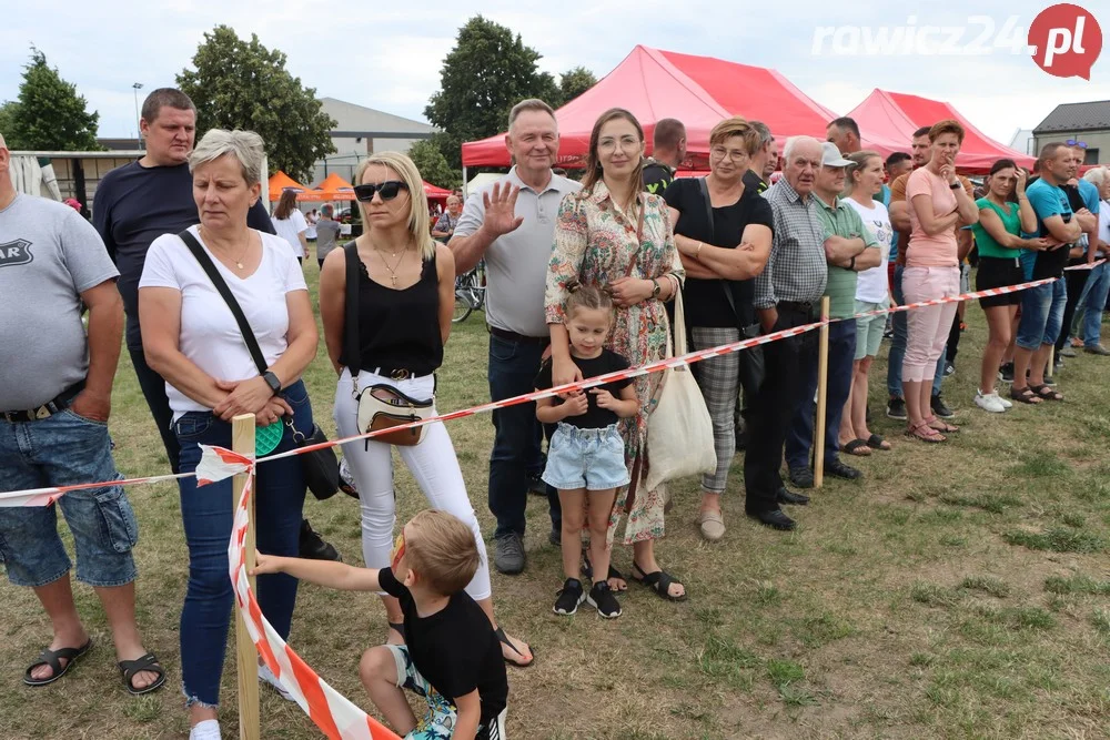 Charytatywny piknik sportowy w Szkaradowie