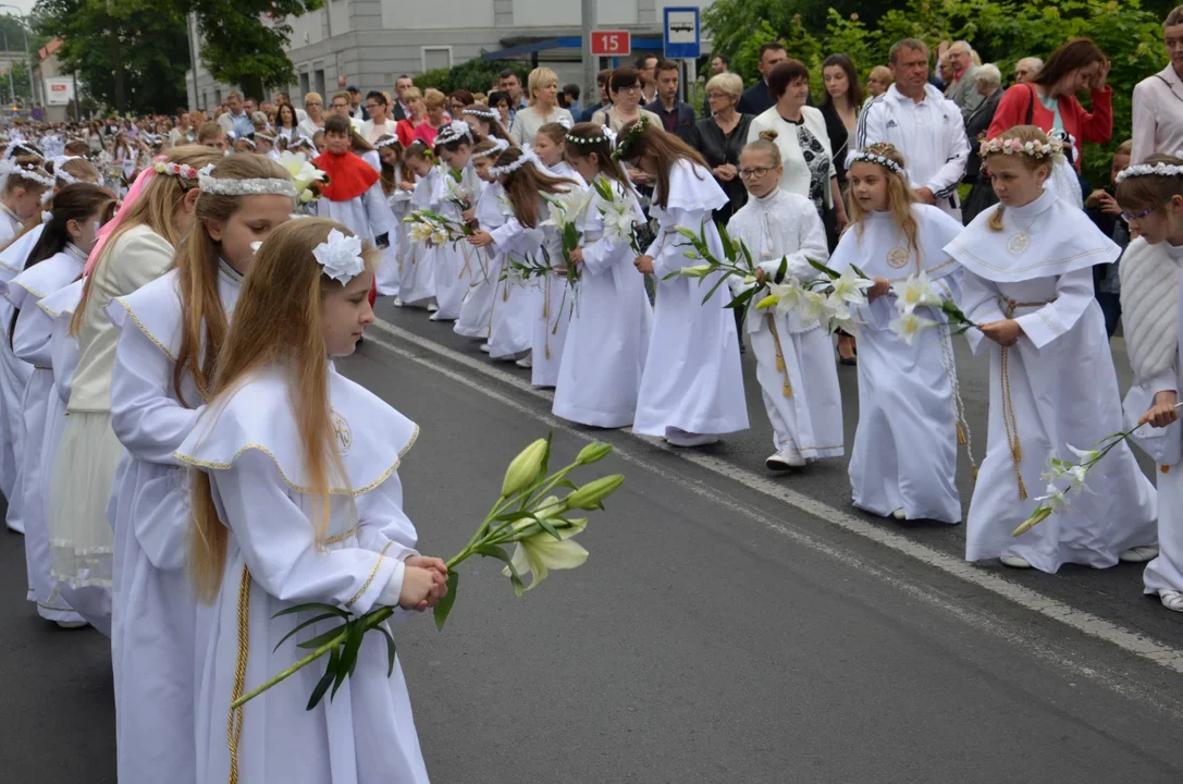 Procesja Bożego Ciała ulicami Krotoszyna w 2016 roku