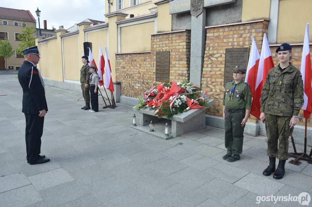 Obchody 234. rocznicy uchwalenia Konstytucji 3 Maja i festyn PRL w Krobi