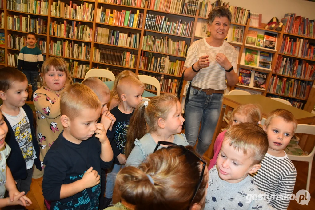 "Mała książka - wielki człowiek". Podsumowanie ogólnopolskiej kampanii w bibliotece w Gostyniu