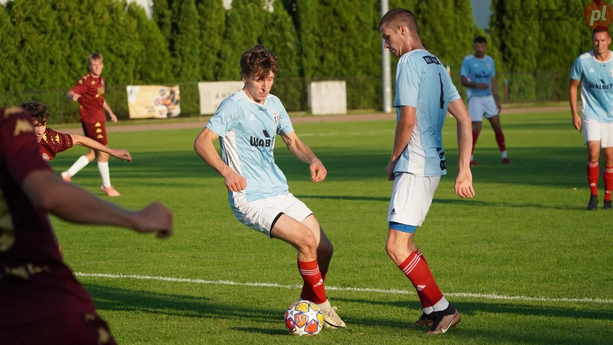 Rawia Rawicz - Orzeł Kawęczyn 0:0