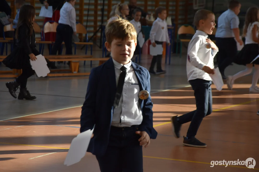 Pasowanie pierwszoklasistów w Szkole Podstawowej nr 1 w Gostyniu