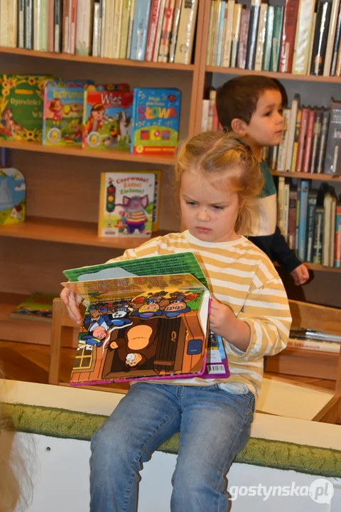 "Mała książka - wielki człowiek". Podsumowanie ogólnopolskiej kampanii w bibliotece w Gostyniu