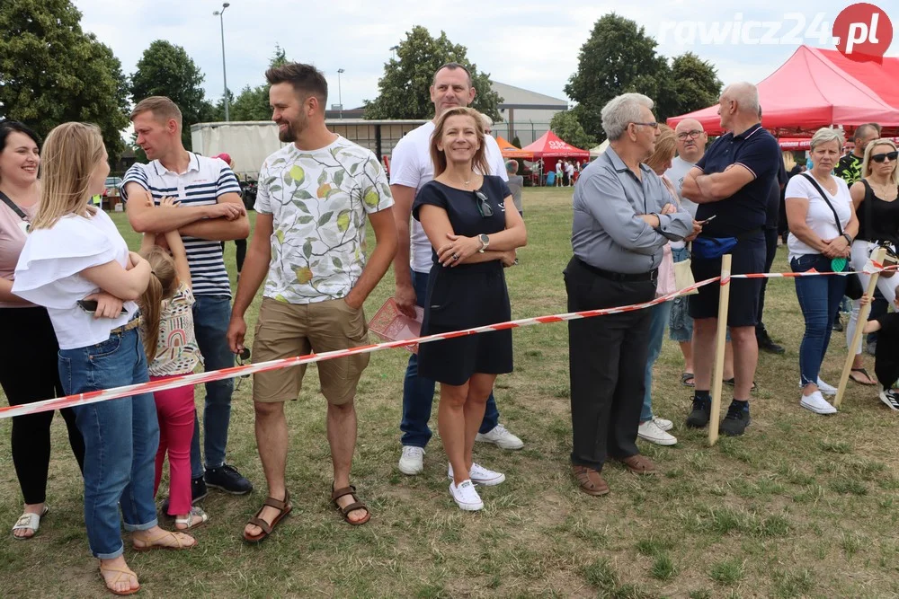 Charytatywny piknik sportowy w Szkaradowie