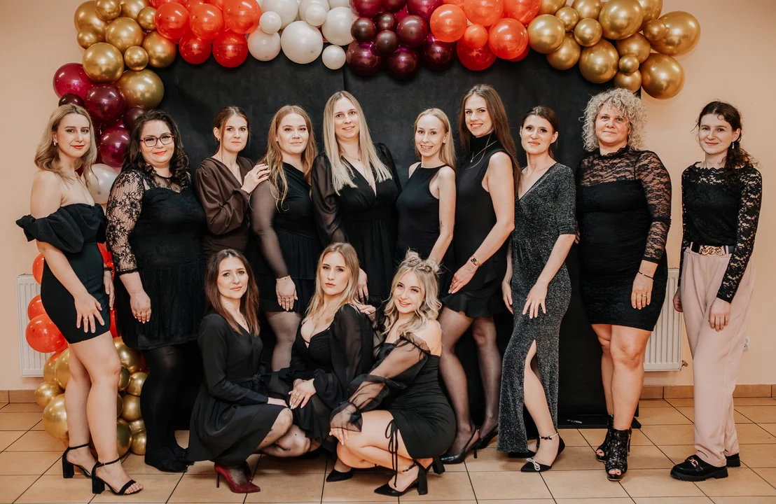 Wyjątkowy Dzień Kobiet z KGW. Kwiaty, upominki i wspaniała zabawa! [ZDJĘCIA]