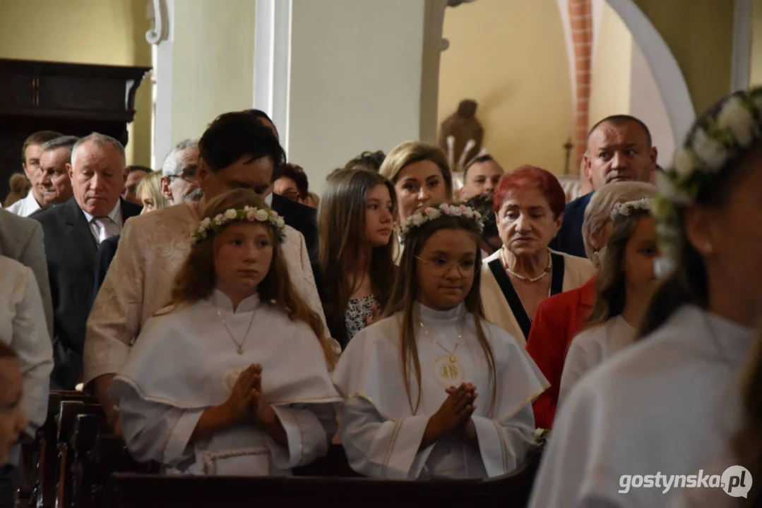 Uroczystość Pierwszej Komunii Świętej w parafii farnej w Gostyniu