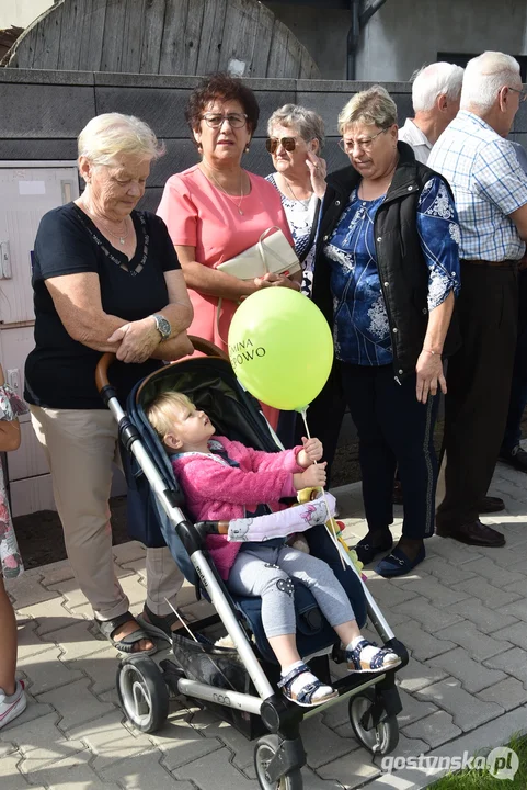 Oddanie do użytku ulic Wiejskiej, Rolniczej i Ogrodowej w Pępowie oraz kanalizacji sanitarnej i drogi w Babkowicach