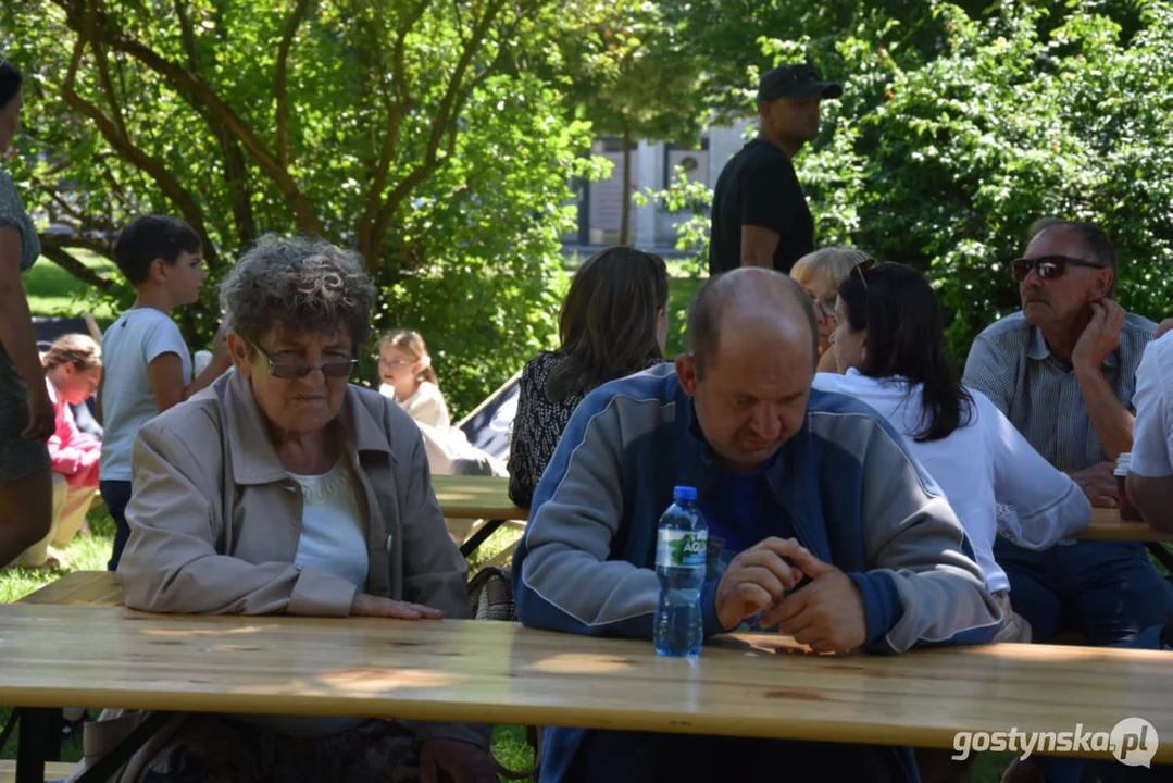 Lokalni Wy-Twórcy w akcji - na kilka godzin do życia przywrócili planty w Gostyniu