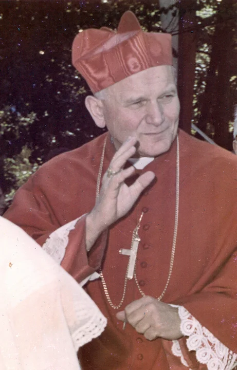 Wizyta  arcybiskupa krakowskiego, kardynała Karola Wojtyły w Gostyniu. 50-lecie koronacji Obrazu Matki Bożej Świętogórskiej - 1978 r.