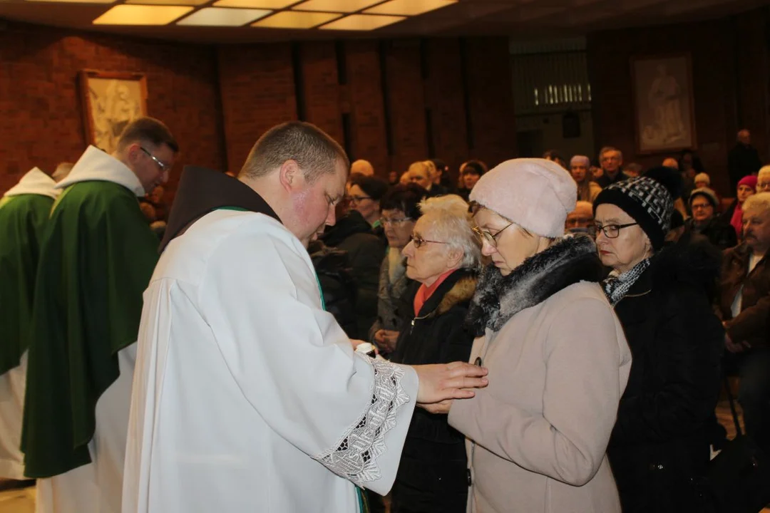 Msza św. dla chorych w parafii św. Antoniego Padewskiego w Jarocinie