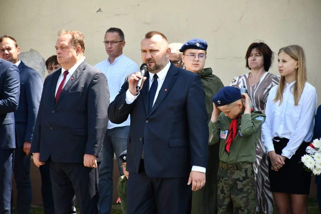 W Lgowie modlili się przy odnowionej kwaterze grobowej rodziny Gorzeńskich i Skarżyńskich