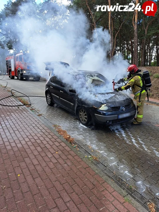 Pożar auta w Rawiczu