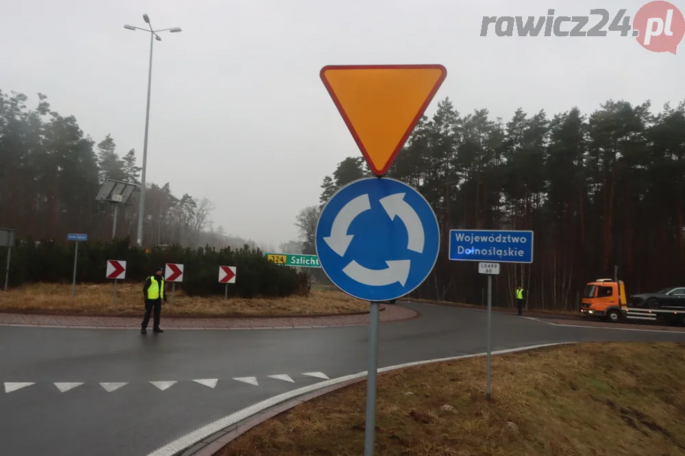 Protest rolników w okolicy Załęcza i na S5