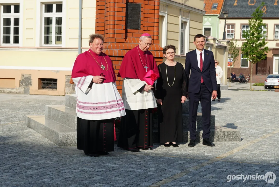 Poświęcenie figury Św. Jana Nepomucena w Krobi