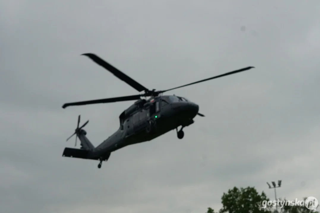 Policyjny Black Hawk w Gostyniu