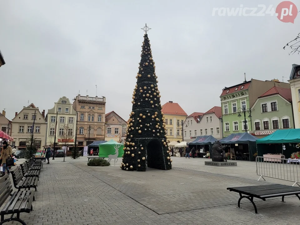 Rawicki Jarmark Bożonarodzeniowy, dzień pierwszy - przed południem