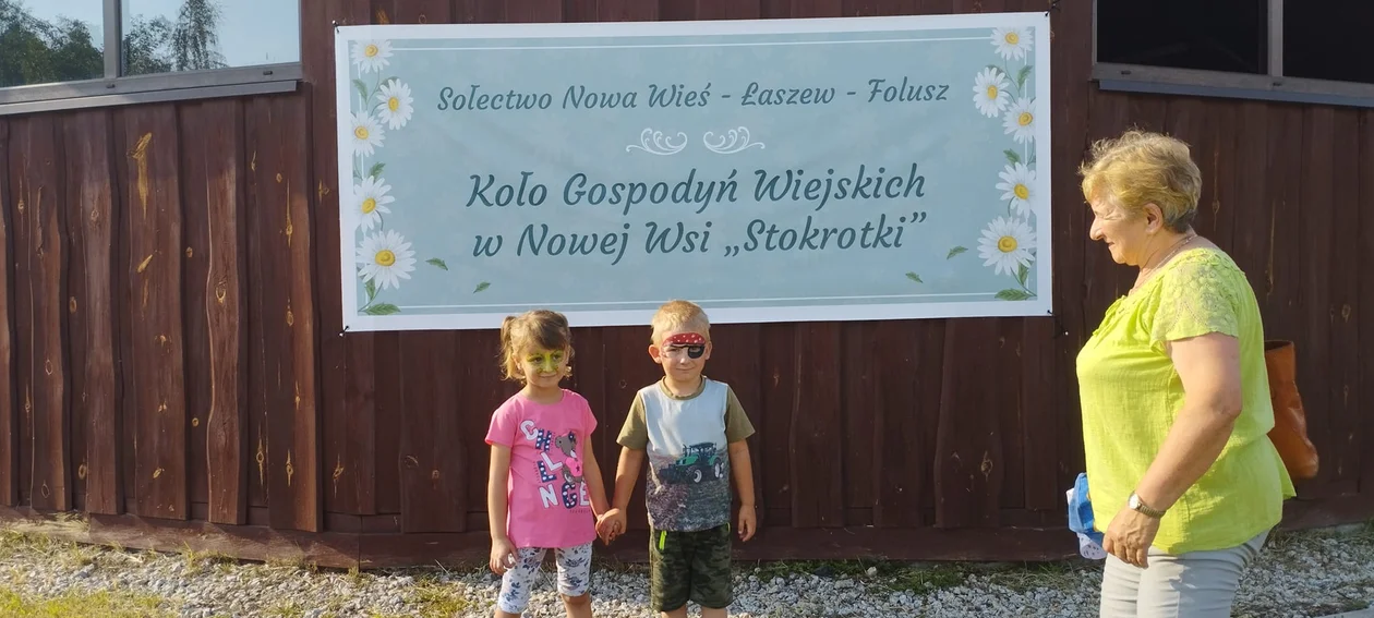 Festyn rodzinny w Nowej Wsi z KGW "Stokrotki"